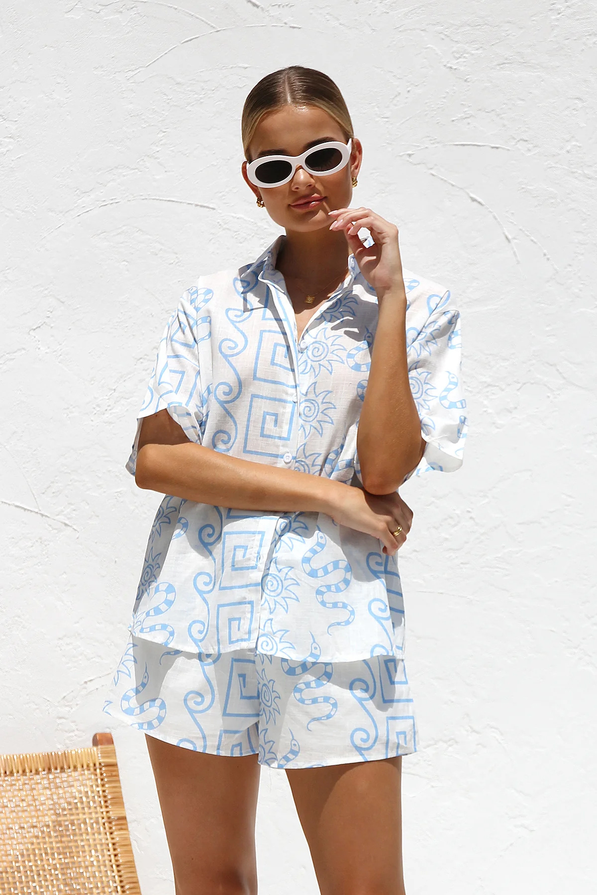 Two-Piece Co-ord Set with Sun-Print Shirt and Matching Shorts, Cotton-Linen Blend