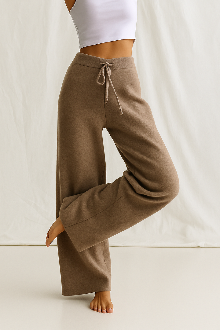 Sweatpants in Cashmere Wool Blend with Adjustable High-Rise Elastic Waist, Khaki