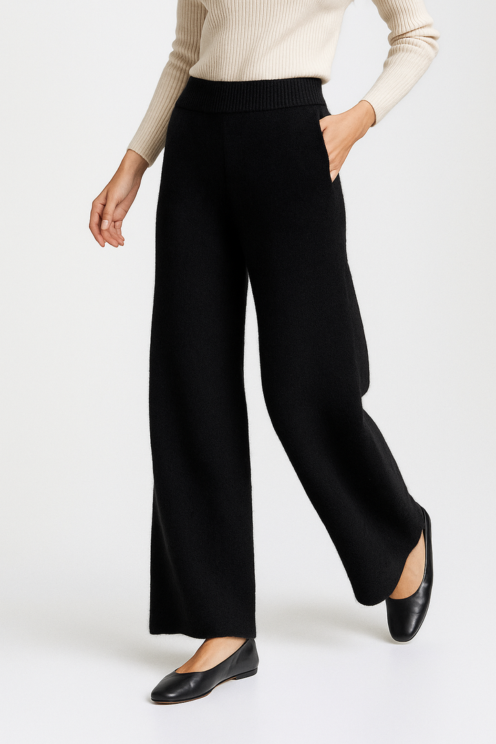 Sweatpants, High-Waist Wide-Leg Style in Soft Cashmere Blend Fabric with Elastic Waist