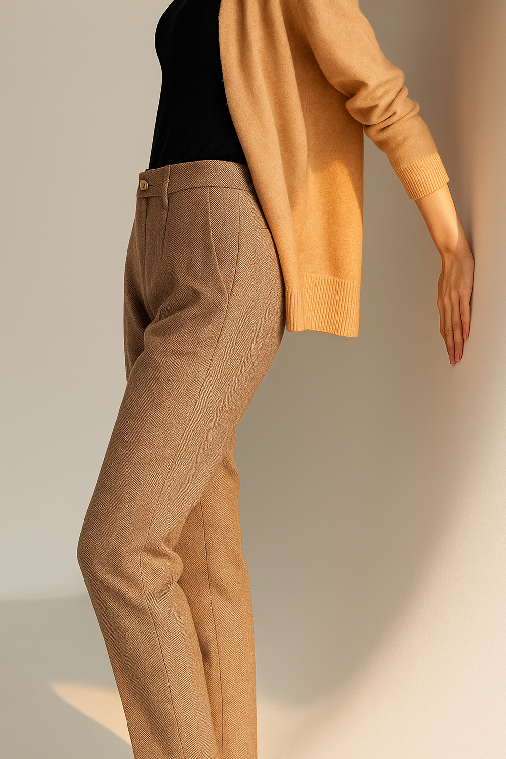 Tailored Wool Trousers with High-Rise Waistband and Slim Tapered Ankle Fit