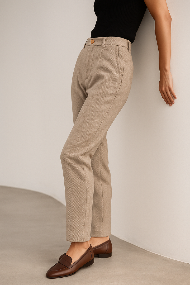 Tailored Wool Trousers with High-Rise Waistband and Slim Tapered Ankle Fit