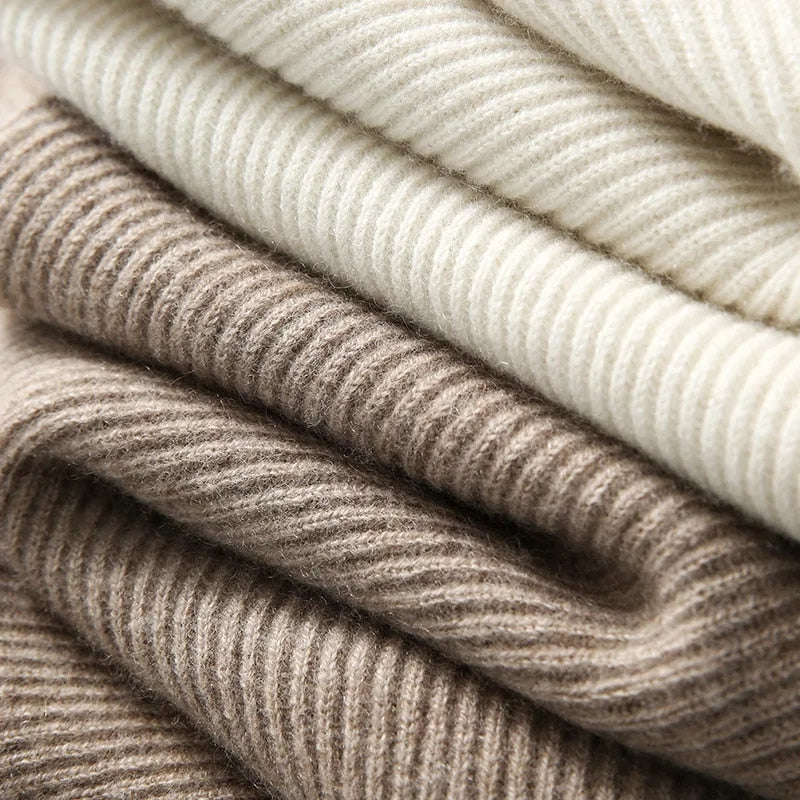 Hoodie in Cashmere and Merino Wool Blend with Relaxed Fit and Adjustable Drawstrings