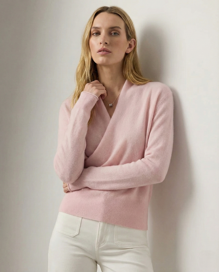 Cashmere Sweater with Crossover Collar Detail, Soft Knit for a Relaxed Standard Fit