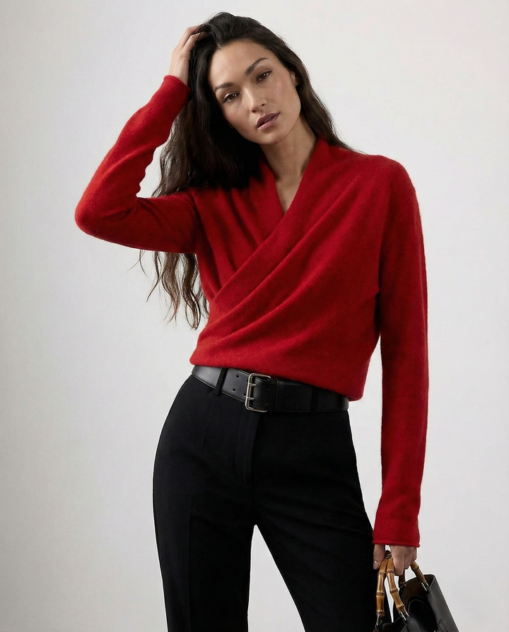 Cashmere Sweater with Crossover Collar Detail, Soft Knit for a Relaxed Standard Fit