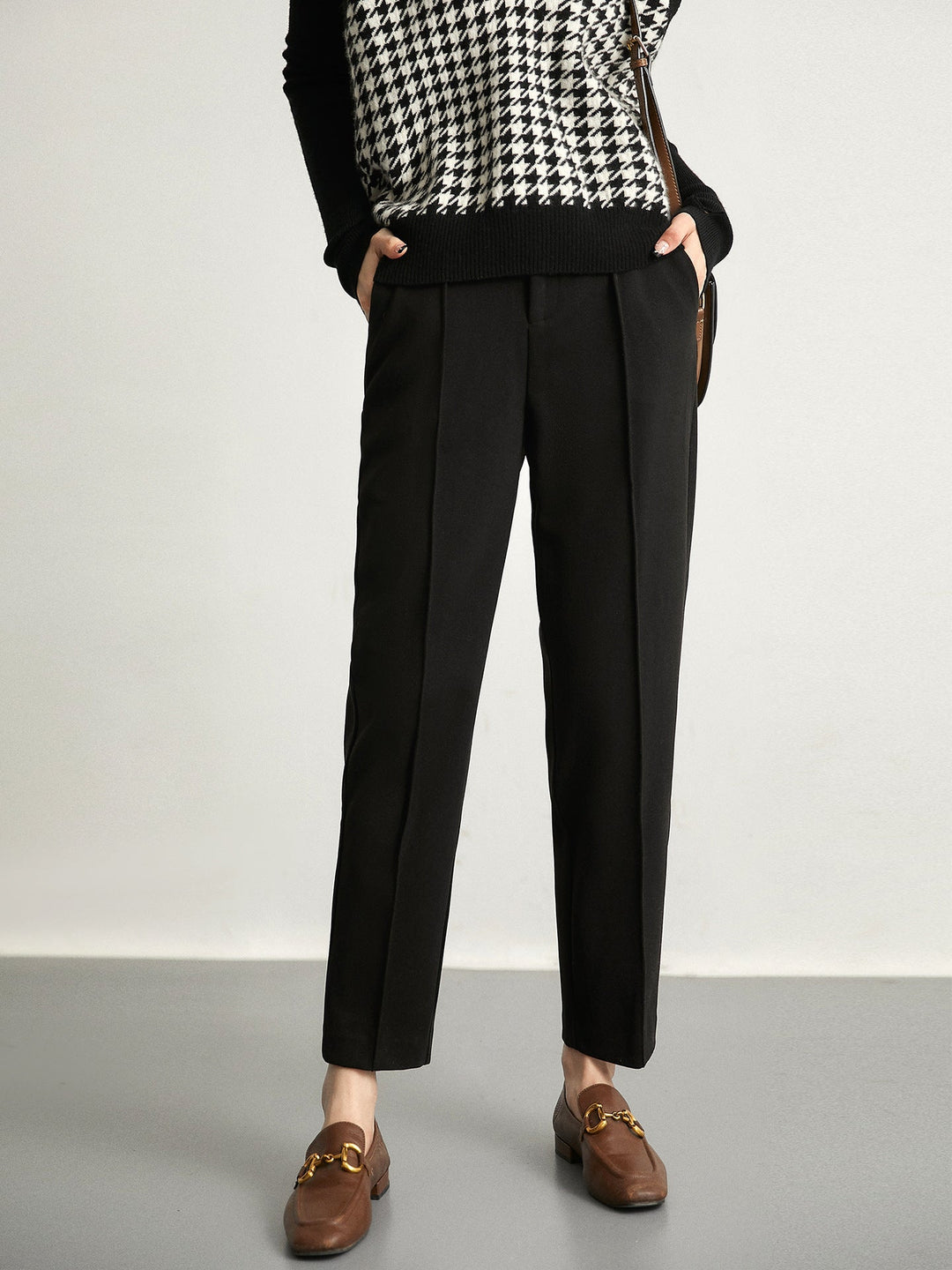 Tapered Wool-Blend Trousers with High-Waist Fit, Slim Silhouette, and Soft Woolen Touch in Khaki