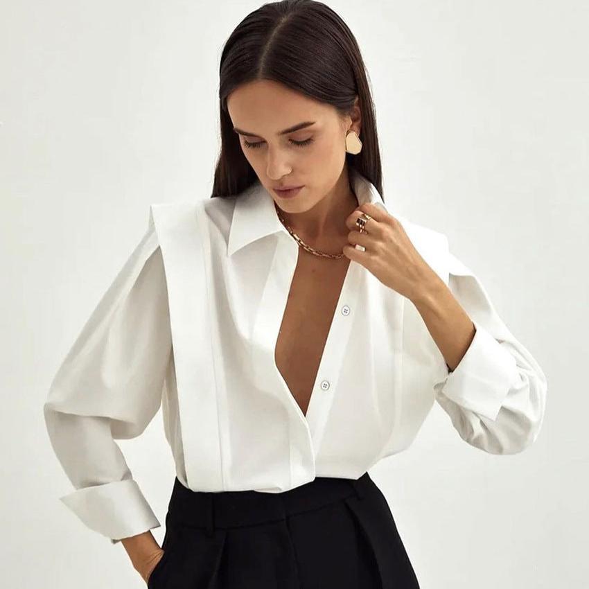 Button-Up Blouse in Crisp White Organic Cotton with Sharp Collar and Voluminous Sleeves