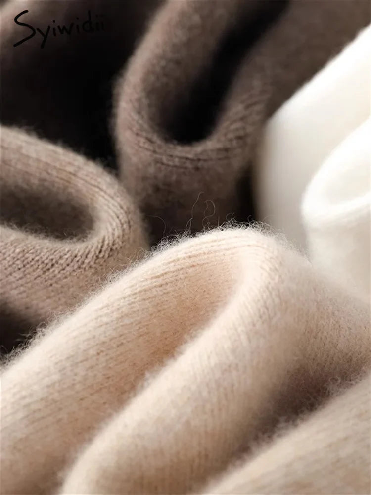Sweatpants, High-Waist Wide-Leg Style in Soft Cashmere Blend Fabric with Elastic Waist
