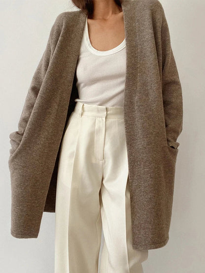 Cardigan in a Merino Wool Blend with Oversized Pockets and a Relaxed Open-Front Fit for Effortless Layering