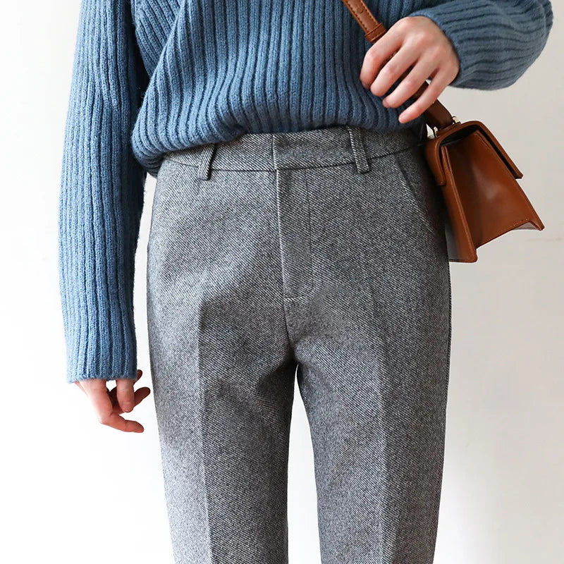 Trousers in Wool Blend, Straight-Leg High-Waist Fit, Non-Stretch, Camel