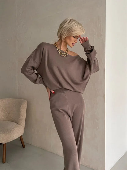Off-Shoulder Loungewear Knit Set with Soft Flowing Fabric and Relaxed Fit in Camel