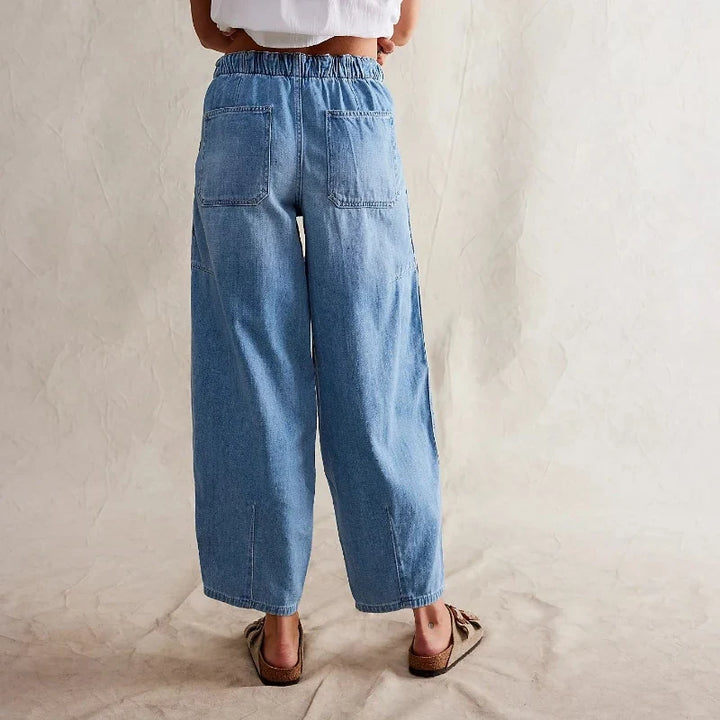 Relaxed Fit Denim Jeans with Soft Cotton Blend Fabric, Ankle-Length Cut and Easy Pull-On Style