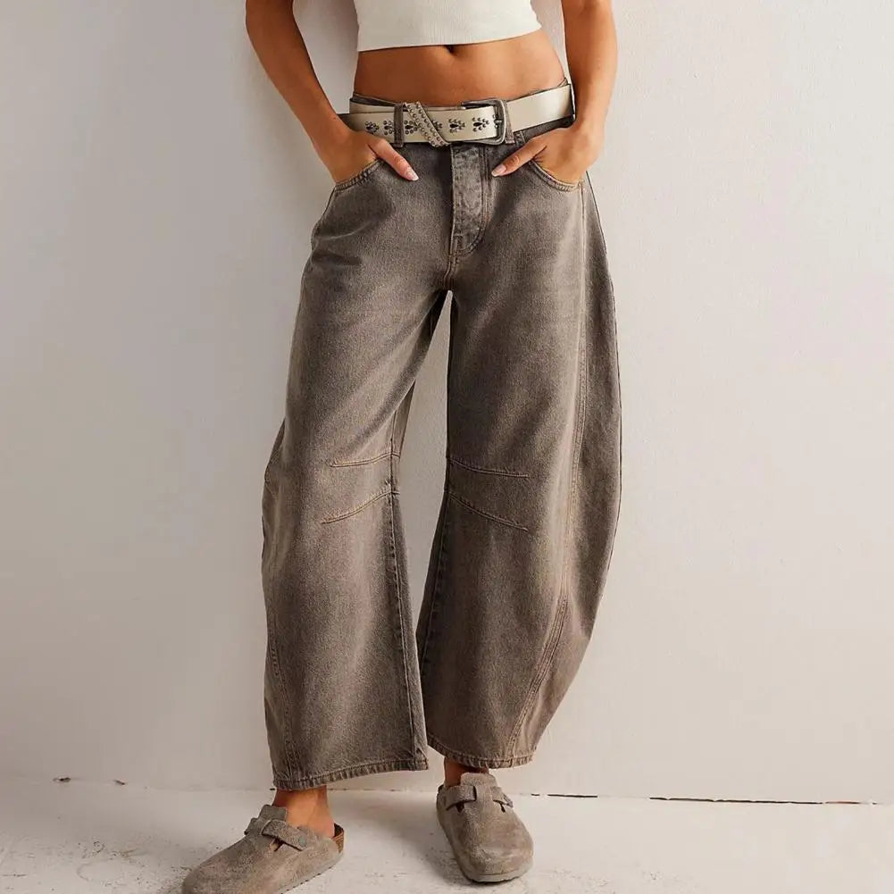 Barrel-Leg Jeans in Leopard Print with Mid-Rise Waist and Ankle-Length Wide Leg