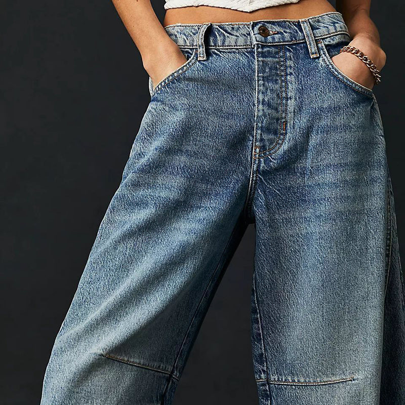 Barrel-Leg Jeans in Leopard Print with Mid-Rise Waist and Ankle-Length Wide Leg