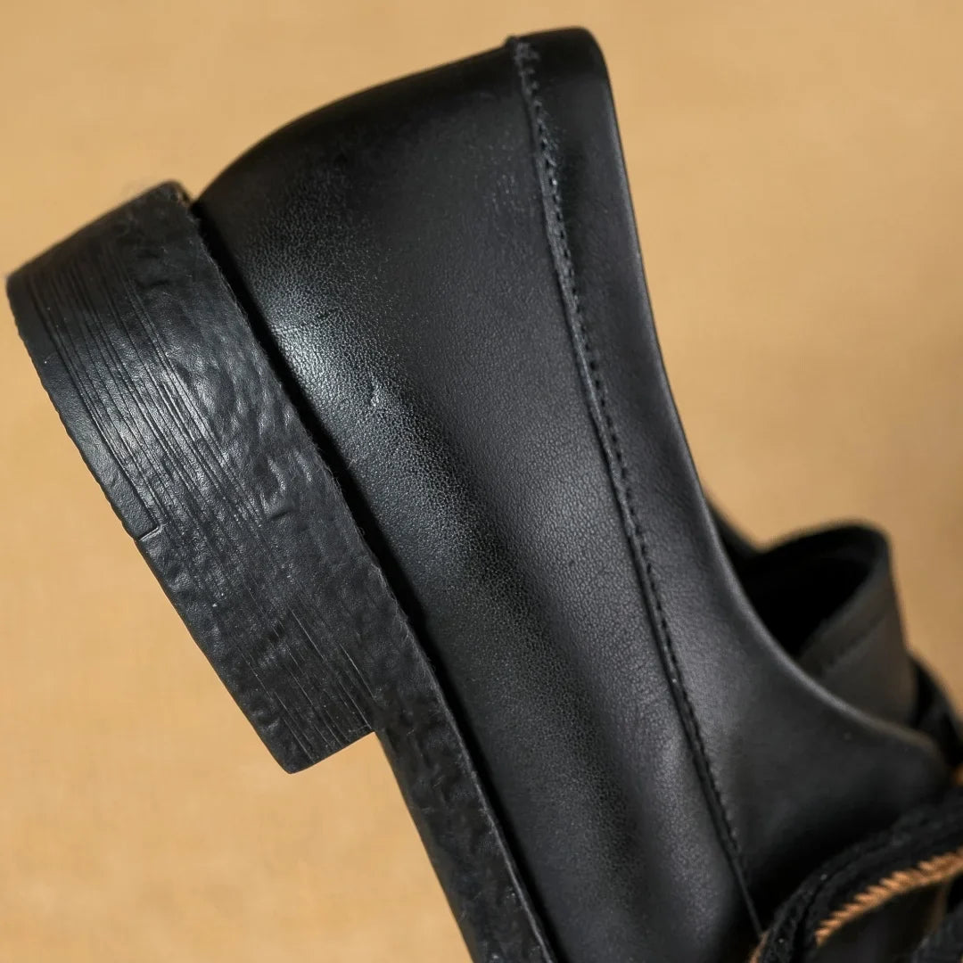 Two-Tone Leather Loafers with Woven Lace Detail and Cushioned Comfort Sole