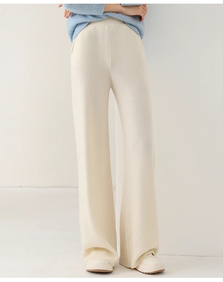 Wide-Leg Pants in 100% Merino Wool with High-Waist Elastic Fit and Side Pockets