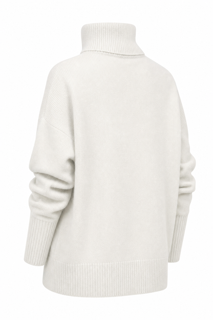 Turtleneck Sweater in Oversized Fit with Soft Merino Wool Blend for a Classic Vintage-Inspired Look