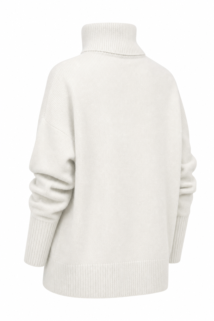 Turtleneck Sweater in Oversized Fit with Soft Merino Wool Blend for a Classic Vintage-Inspired Look