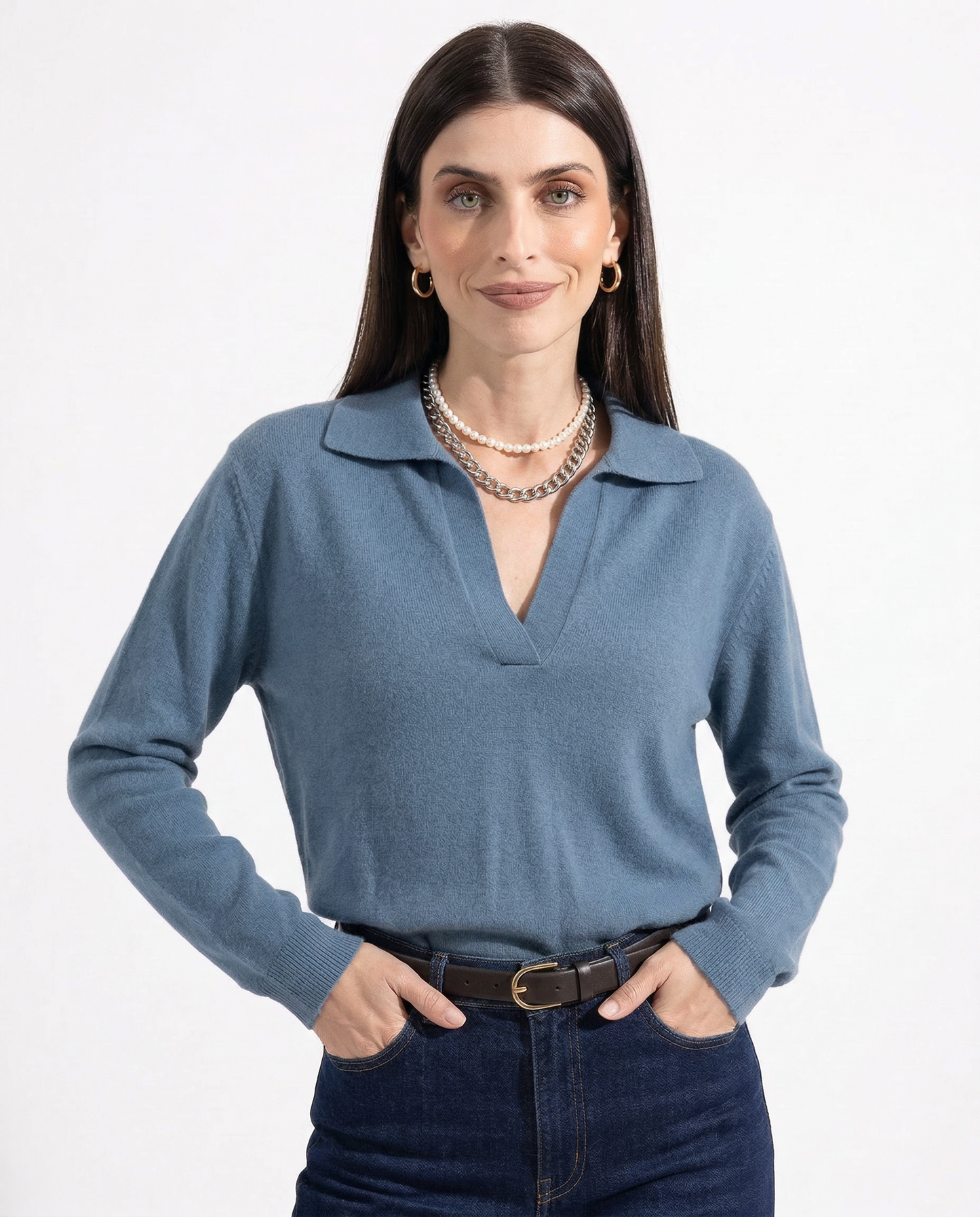 Cotton Knit Polo Sweater with a Relaxed Fit and Chic Ribbed Collar