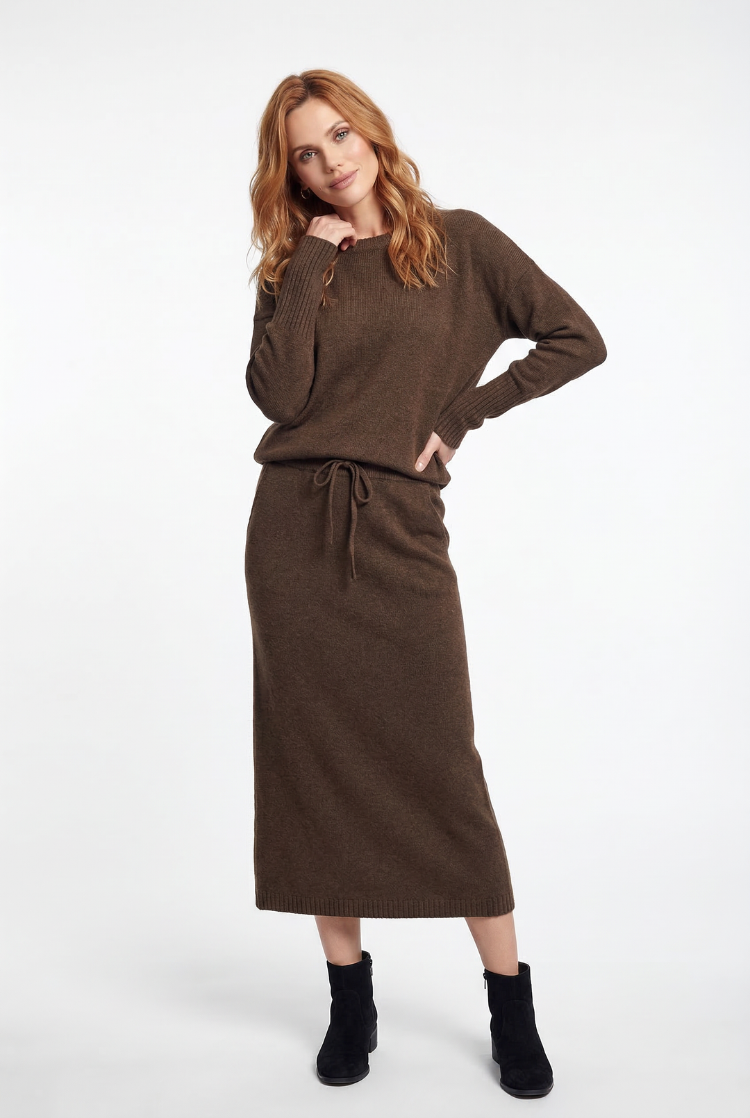 Knit Sweater and Skirt Two-Piece Set with Relaxed Pullover Fit and Ribbed Texture in Khaki