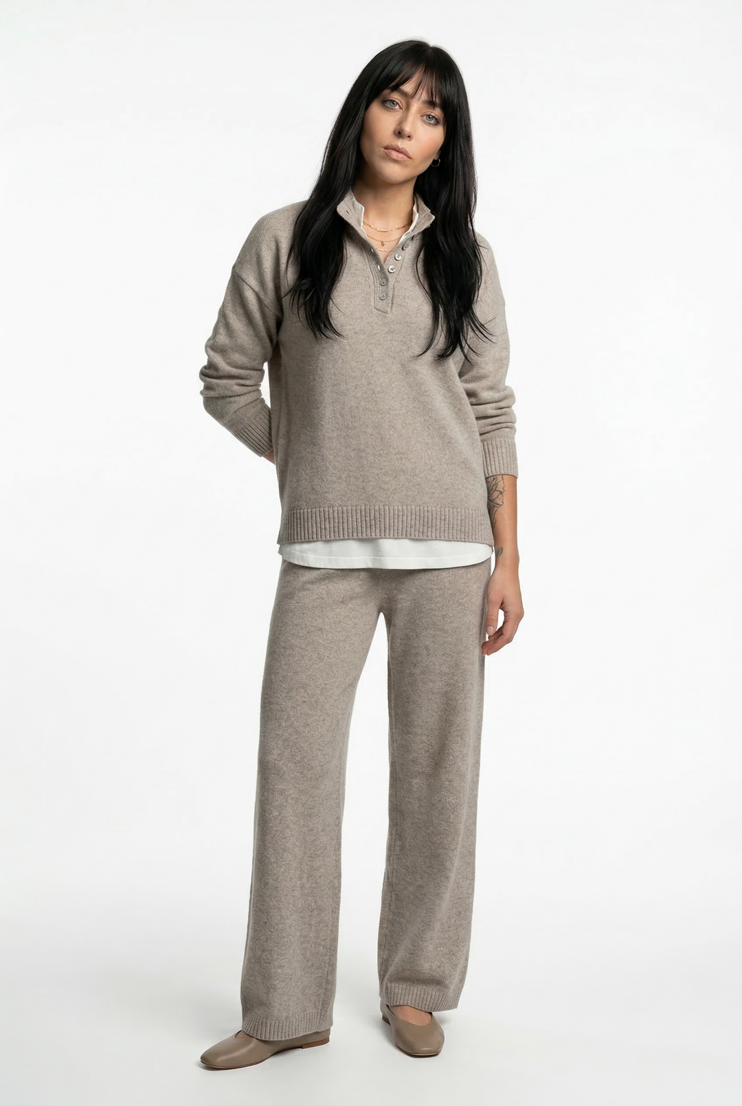Cashmere Knit Set with Relaxed Pullover and Wide-Leg Trousers, Soft Green Two-Piece Loungewear