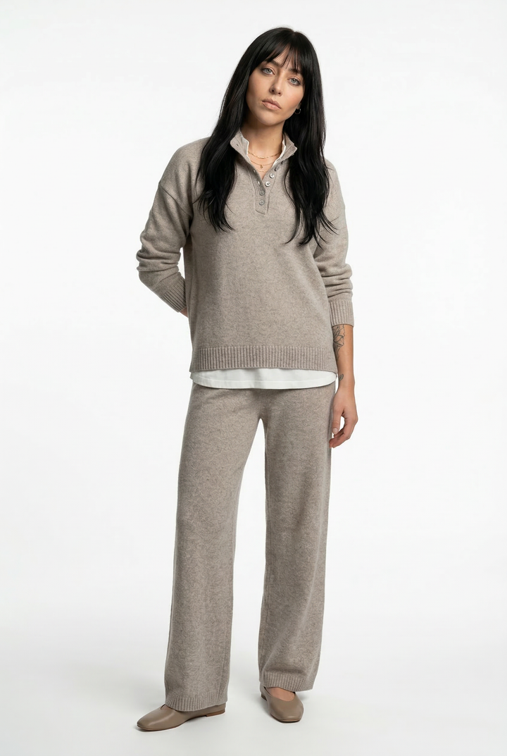 Cashmere Knit Set with Relaxed Pullover and Wide-Leg Trousers, Soft Green Two-Piece Loungewear