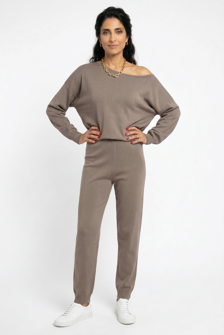 Off-Shoulder Loungewear Knit Set with Soft Flowing Fabric and Relaxed Fit in Camel
