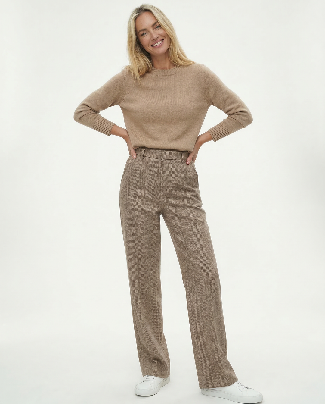 Trousers in Wool Blend, Straight-Leg High-Waist Fit, Non-Stretch, Camel
