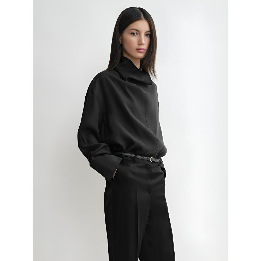 Linen Pullover Top with Lightweight Drape and Relaxed Standard Fit in Ivory
