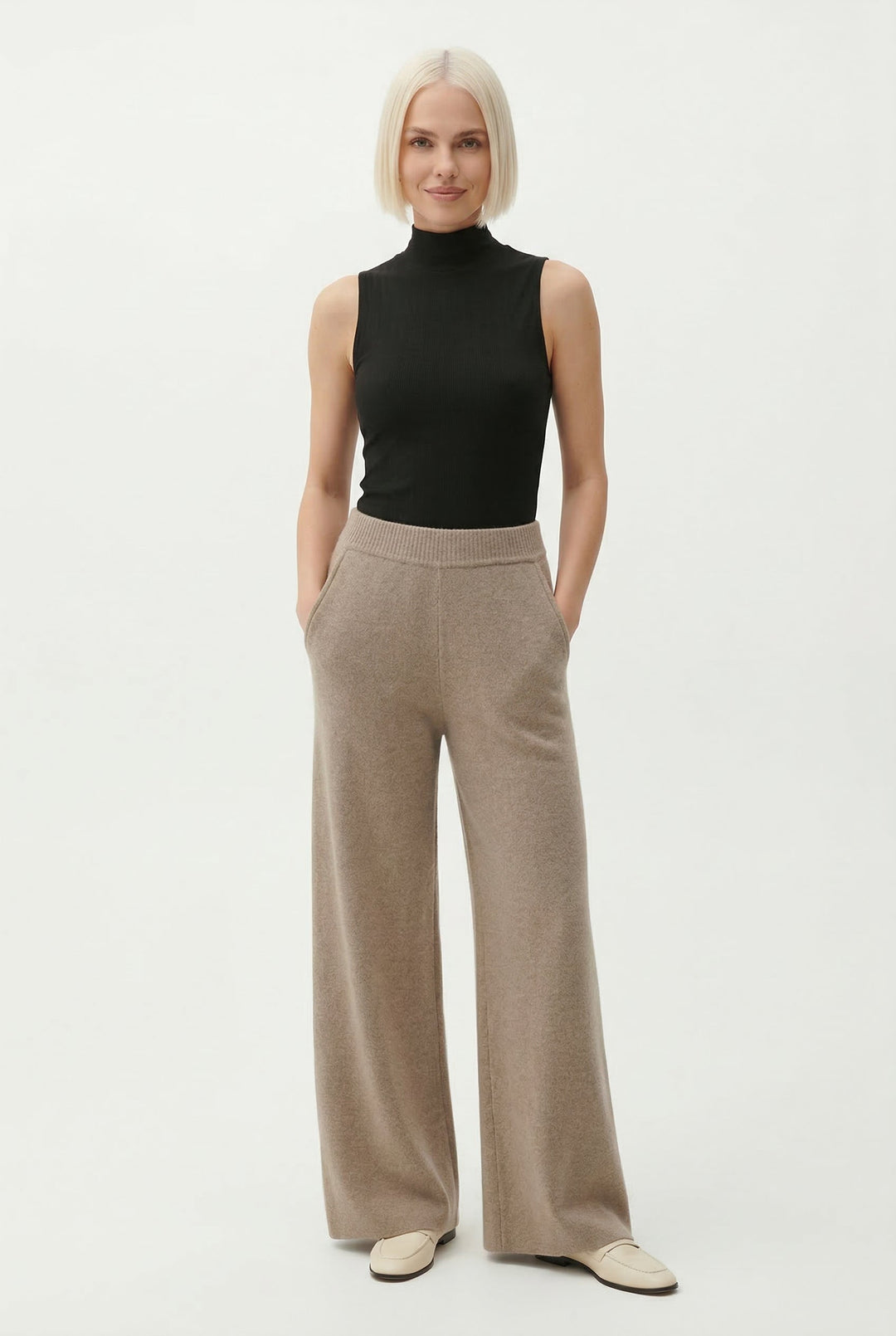 Sweatpants, High-Waist Wide-Leg Style in Soft Cashmere Blend Fabric with Elastic Waist