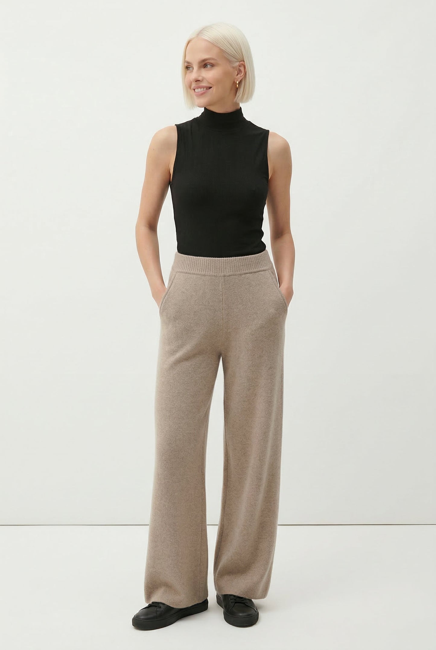 Sweatpants, High-Waist Wide-Leg Style in Soft Cashmere Blend Fabric with Elastic Waist