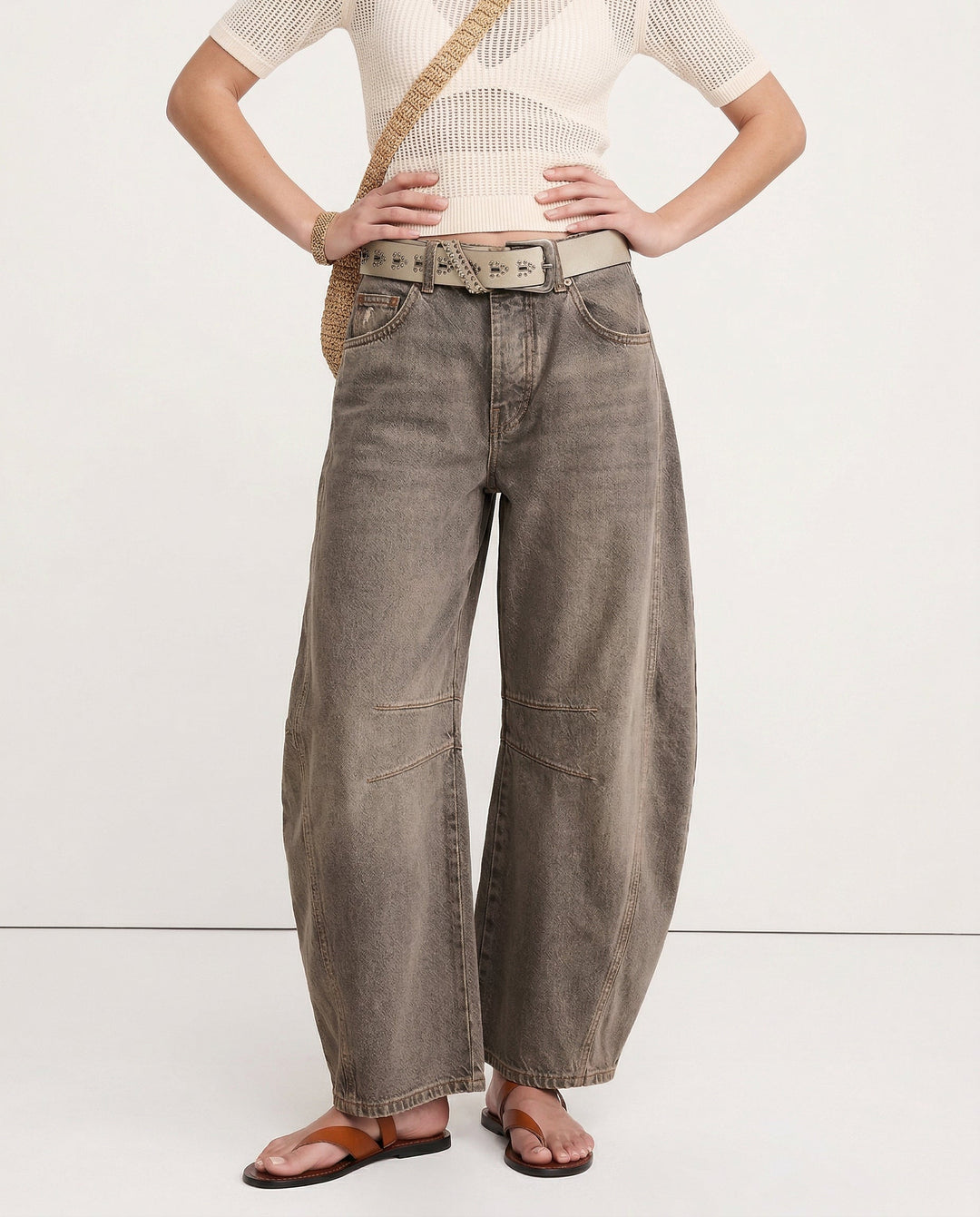Barrel-Leg Jeans in Leopard Print with Mid-Rise Waist and Ankle-Length Wide Leg