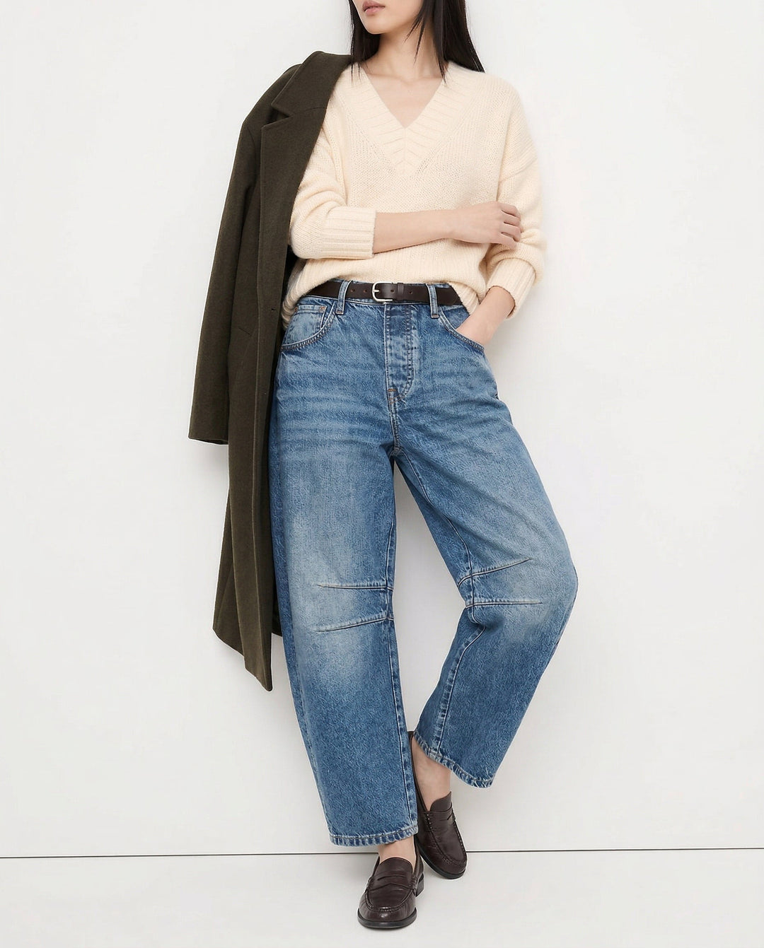 Barrel-Leg Jeans in Leopard Print with Mid-Rise Waist and Ankle-Length Wide Leg