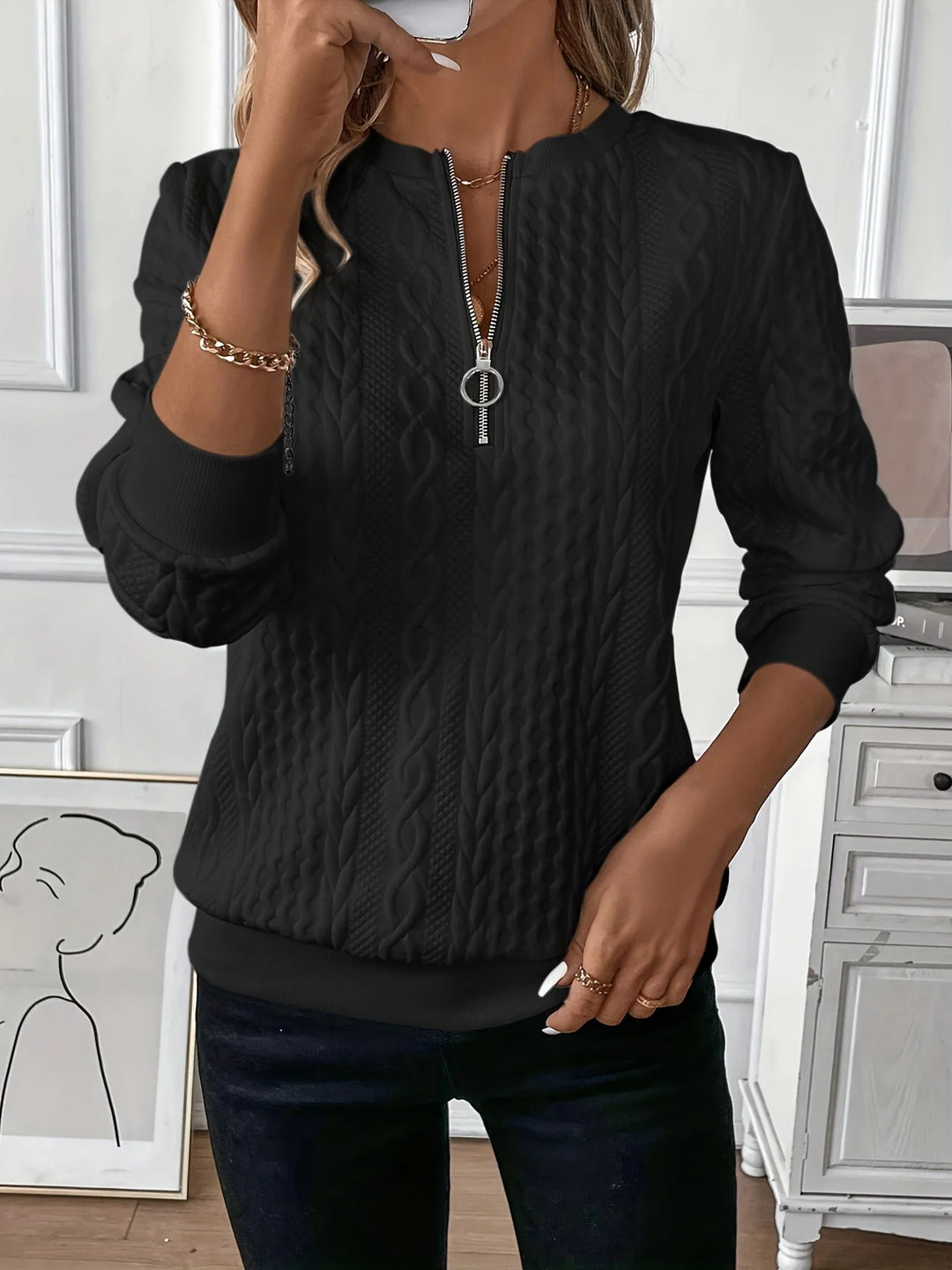 Women's Quilted Jacquard Hoodie – Cozy Street-Style Pullover