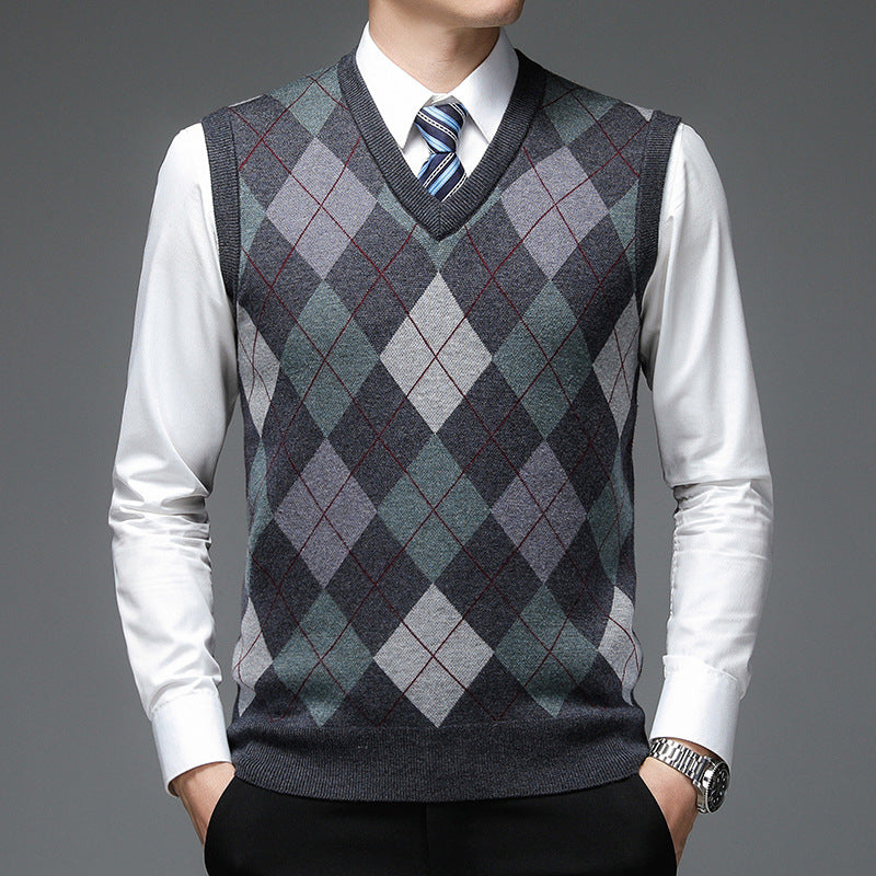 Men's Wool Blend Knitted Vest – Classic Sleeveless Pullover Style
