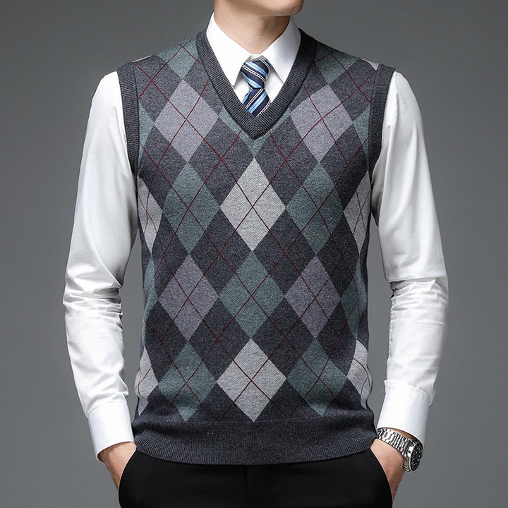 Men's Wool Blend Knitted Vest – Classic Sleeveless Pullover Style