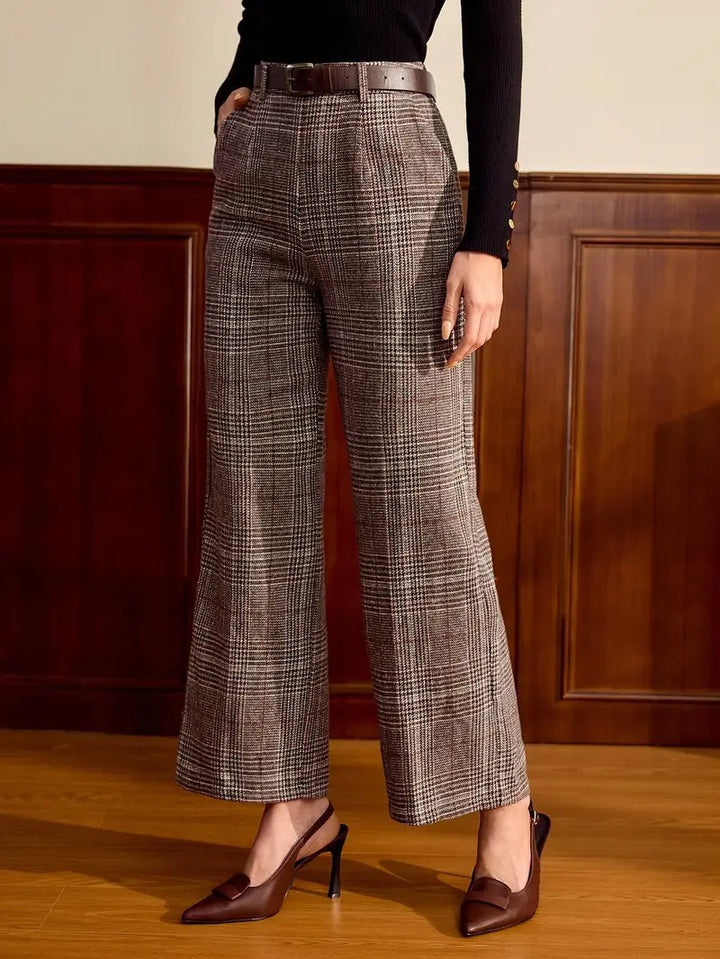 Women's Plaid Wide Leg Trouser – Relaxed Fit for Petite Figures