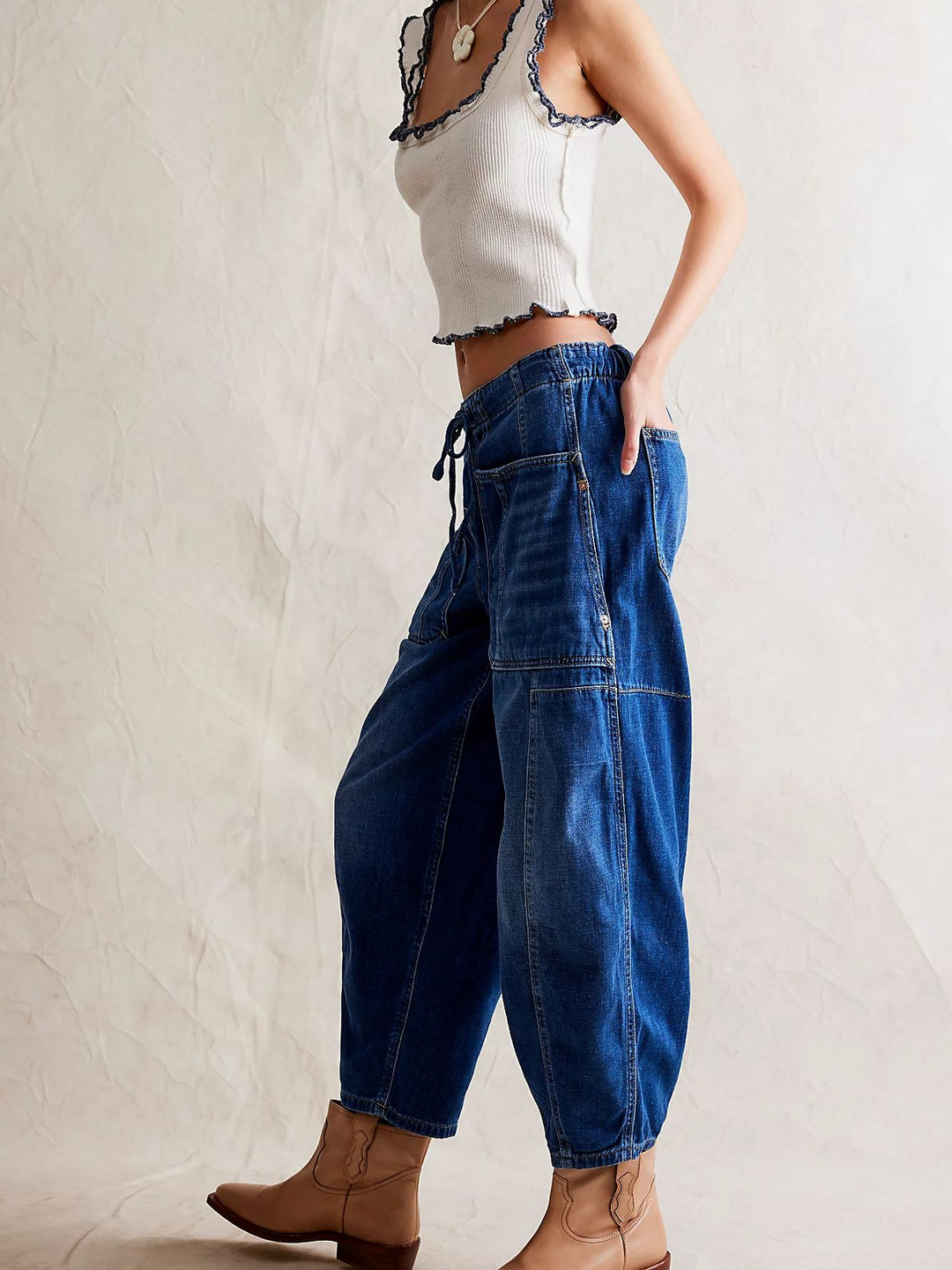 Relaxed Fit Denim Jeans with Soft Cotton Blend Fabric, Ankle-Length Cut and Easy Pull-On Style