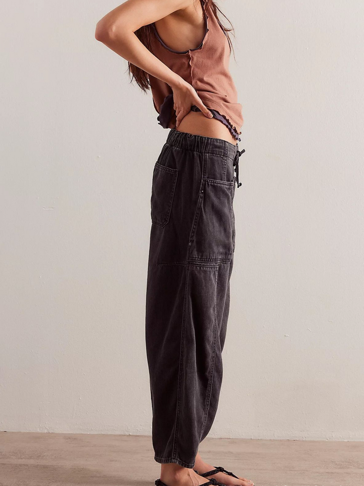 Relaxed Fit Denim Jeans with Soft Cotton Blend Fabric, Ankle-Length Cut and Easy Pull-On Style