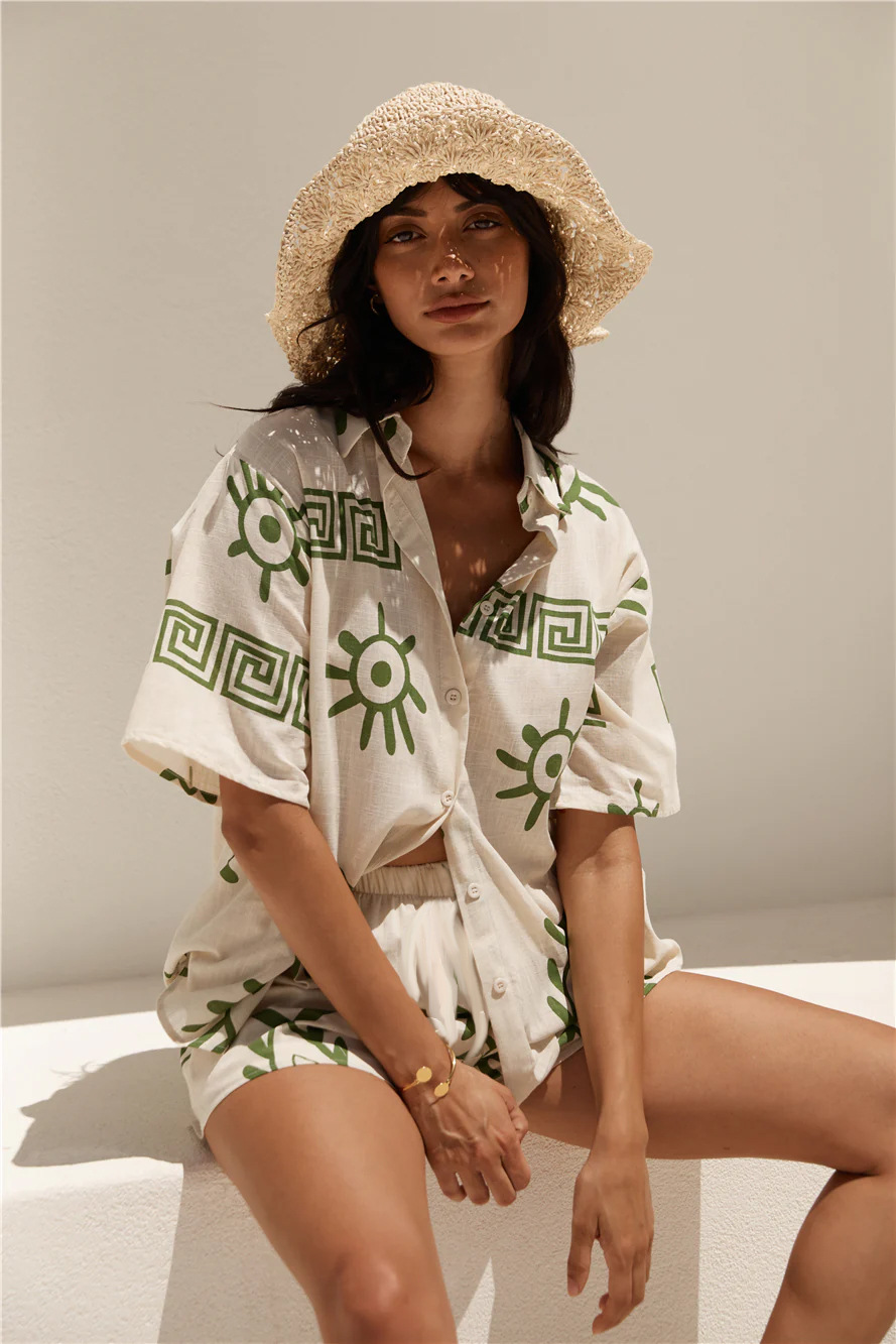 Two-Piece Co-ord Set with Sun-Print Shirt and Matching Shorts, Cotton-Linen Blend
